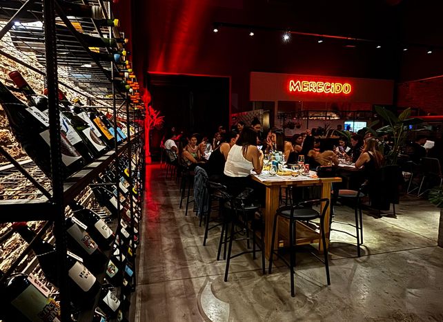 El vino atrae a un público variado en edades y gustos
