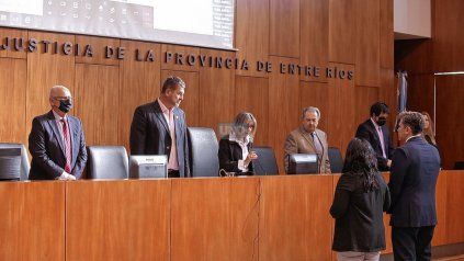 Parte del tribunal cuando se tomó declaración a los fiscales Patricia Yedro e Ignacio Aramberry.