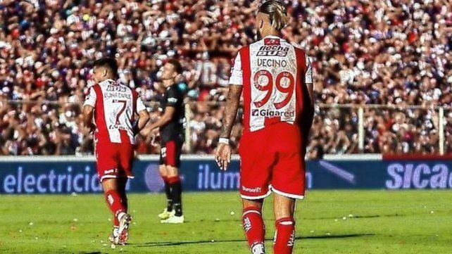 Thiago Vecino, otra vez marginado y cerca del adiós en Unión