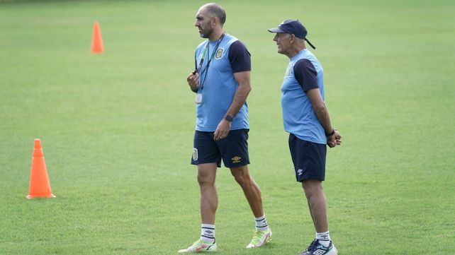 Russo y el profe Rey analizarán qué es lo que más le conviene a Central de aquí al inicio de la Copa.