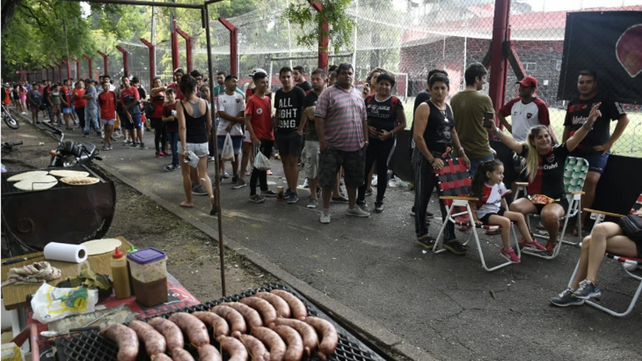 En los últimos días se habían vendido entradas para socios y no socios a través de BoleteriaVip. Hoy será directamente en la boletería leprosa.&nbsp;