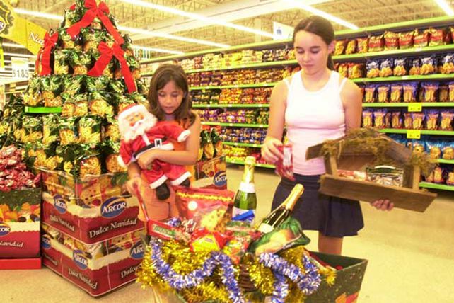Las canastas navideñas de los súper, con precios para todos los bolsillos