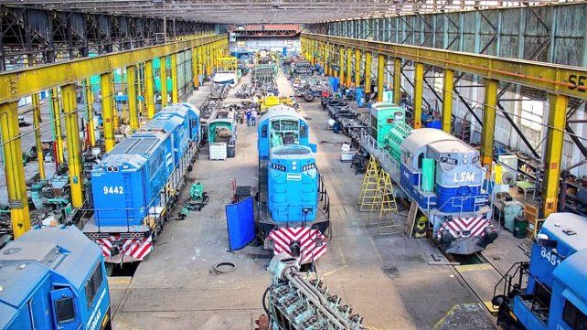 Decafh es una de las cinco empresas subsidiarias de Trenes Argentinos. Realiza asistencia técnica