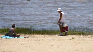 Se viene un domingo caluroso y con algunas nubes en Rosario