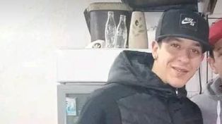 Bruno Joel Grosso fue asesinado dentro de su auto mientras hablaba por teléfono en la zona de Colombia al 400 bis, barrio Fisherton Industrial.