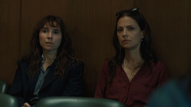Laura Paredes y Dolores Fonzi en Belén