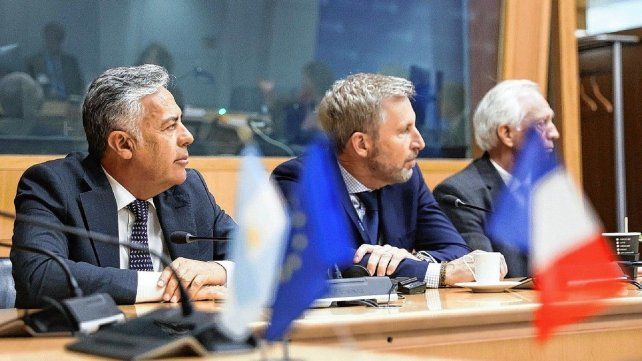 Frigerio evaluó en París herramientas de financiamiento para proyectos estratégicos de Entre Ríos.
