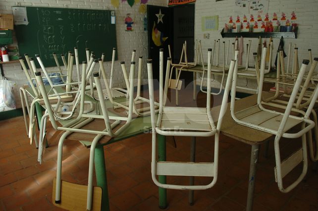 Escuelas y jardines. Los establecimientos educativos preuniversitarios también adherirán a la medida de fuerza.