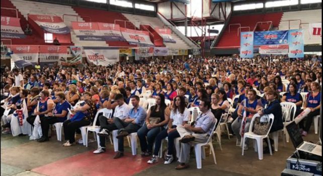 ATE y UPCN aceptaron el aumento del 25 por ciento que les propuso la provincia