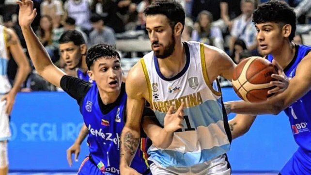 Argentina enfrenta a Venezuela buscando llegar a la AmeriCup