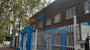 La Escuela Juan Bautista Alberdi. Los alumnos de quinto año siguieron viaje a Córdoba cuando se confirmó que el compañero estaba fuera de peligro.&nbsp;