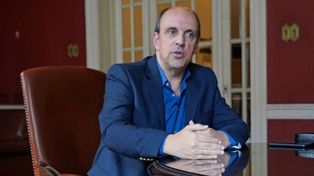 José Corral, precandidato a diputado provincial por Unidos, advierte que si Perotti logra la mayoría va a tratar de bloquear al gobierno de Pullaro.&nbsp;