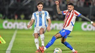 Argentina estuvo desaparecida en Asunción y sufrió una dura derrota ante Paraguay