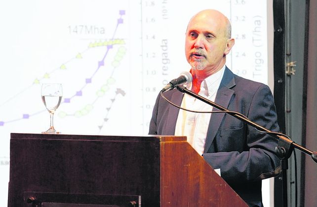 Nuevo modelo. Emilio Satorre