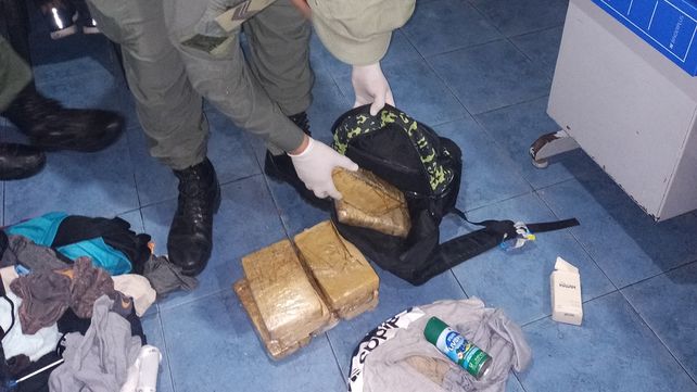 Llevaban 14 kilos de marihuana en un colectivo