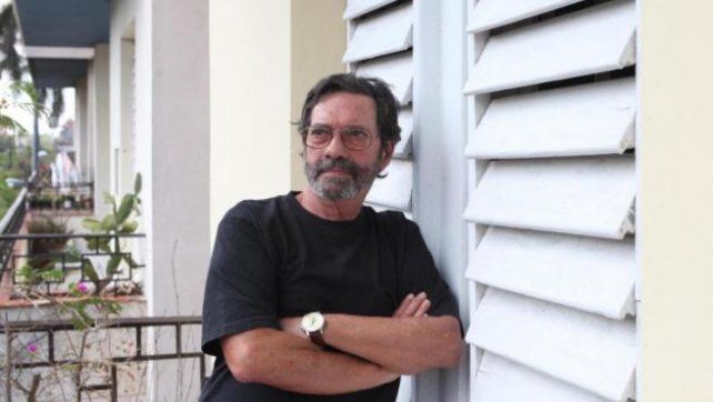 Además de “Fresa y Chocolate” y “Guantanamera” (1995), que codirigió con el ya desaparecido Tomás Gutiérrez Alea, Tabío tenía una extensa filmografía propia con clásicos en Cuba.