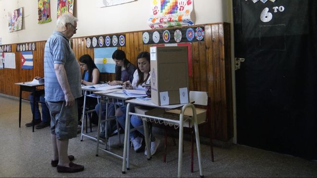 Balotaje: al mediodía ya había votado el 30% del padrón en todo el país
