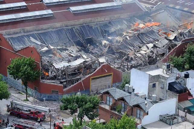 En el incendio intencional el depósito de Barracas