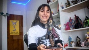 La impresión en 3D es uno de los avances tecnológicos más importantes ya que permite la creación de piezas personalizadas de forma rápida, económica y fácil de hacer. Si bien gran parte de las creaciones se destinan a hacer piezas como prótesis, repuestos o similares, Leila Cavallo le da una vuelta sumamente artística.&nbsp;