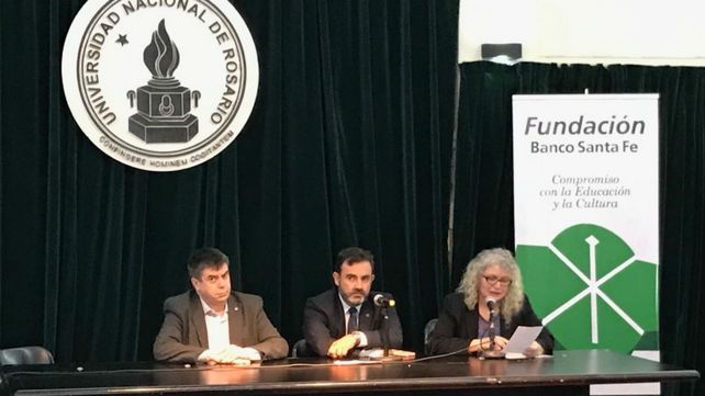 Jornada sobre ciencia y tecnología en la UNR