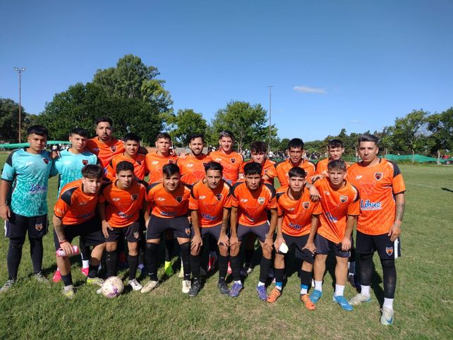 Cuatro clásicos apasionantes en la Rosarina se disputarán este domingo y sobresale el derbi en Álvarez