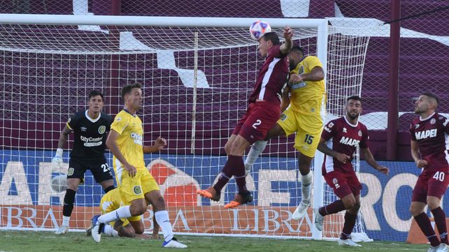 Uno de los dos partidos que jugó de visitante este Central de Russo fue ante Lanús