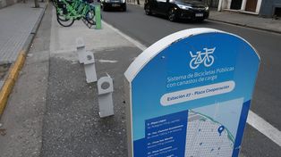 Una recorrida de La Capital pudo determinar que los rodados ya no están en las estaciones.