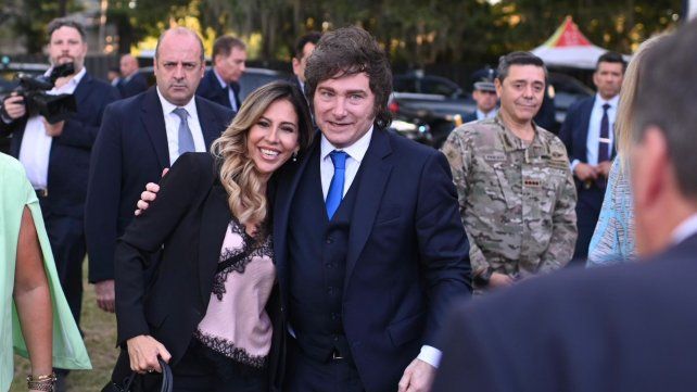 La diputada Romina Diez junto al presidente Javier Milei.
