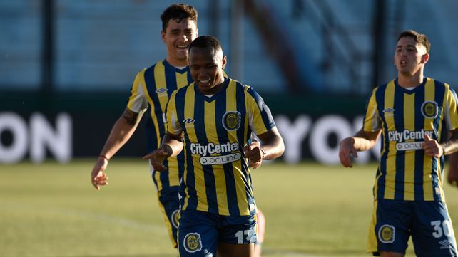 Jaminton Campaz celebra su gol