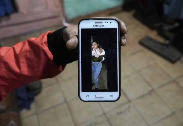 Dos crímenes con víctimas vecinas, engaños previos y la posible relación entre ambos