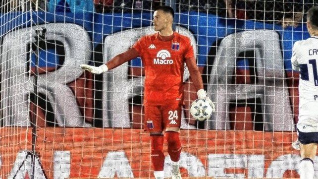 Alan Sosa disputó tres encuentros en Tigre.