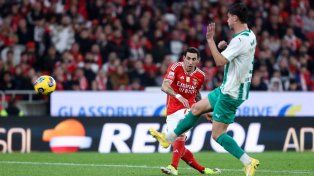 Ángel Di María fue sondeado por River pero en Argentina solamente jugaría en Rosario Central.