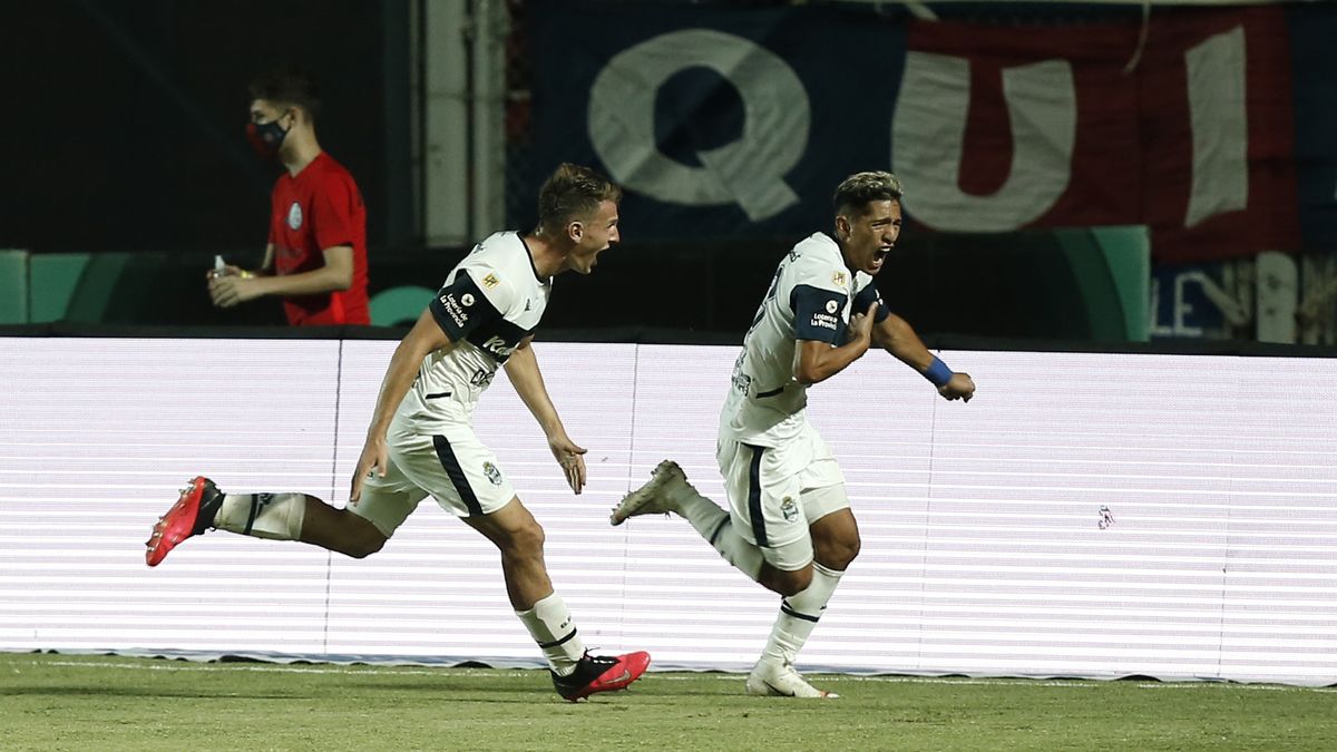 San Lorenzo perdió con el Lobo y se quedó sin chances