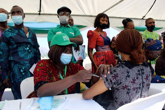 Un vacunatorio en Abuja