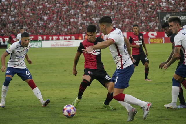 Newells sigue su racha triunfal en el Marcelo Bielsa y venció a San Lorenzo 1 a 0