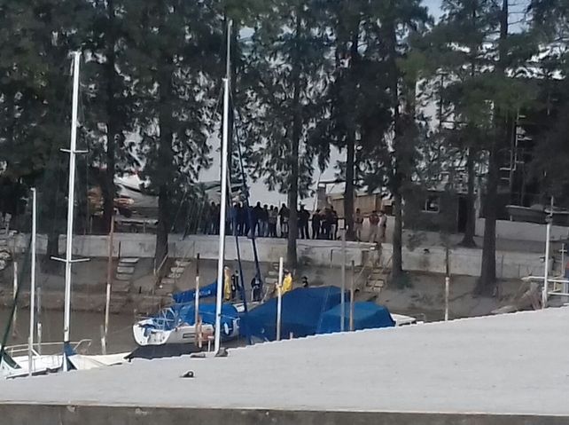 Granadero BaigorriaMacabro hallazgo del cadáver de un hombre flotando en el río