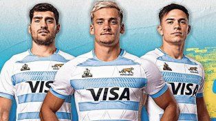 Mare (centro), Álvarez Fourcade (derecha) y Moneta (izquierda), los nuevos líderes de Los Pumas Seven.