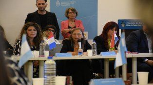 La ministra de Desarrollo Social, Marisa Paira, participó de la primera reunión plenaria del Consejo Federal para la Prevención y el Abordaje de Femicidios, Travesticidios y Transfemicidios.&nbsp;