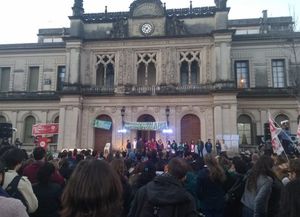 El Ministerio de Educación convocó a gremios de docentes universitarios para el lunes