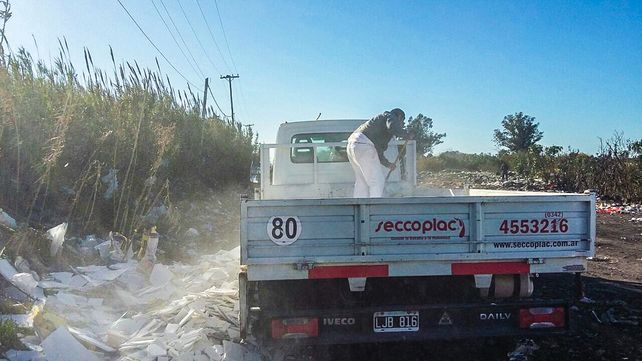Clausuraron a tres locales de una importante cadena comercial en Santa Fe
