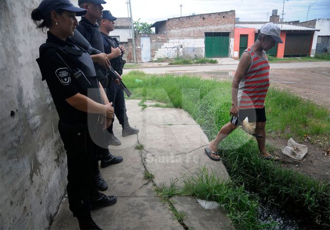 Seguridad.  Los vecinos  se sienten amenazados  durante la noche