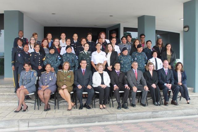Seleccionados. Las participantes y los instructores intercambiaron experiencias.
