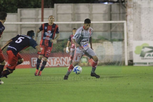 Atlético Paraná igualó 1 a 1 con el Depro en el Mutio