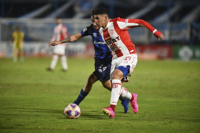 Unión no pudo ocultar el efecto Méndez en Tucumán