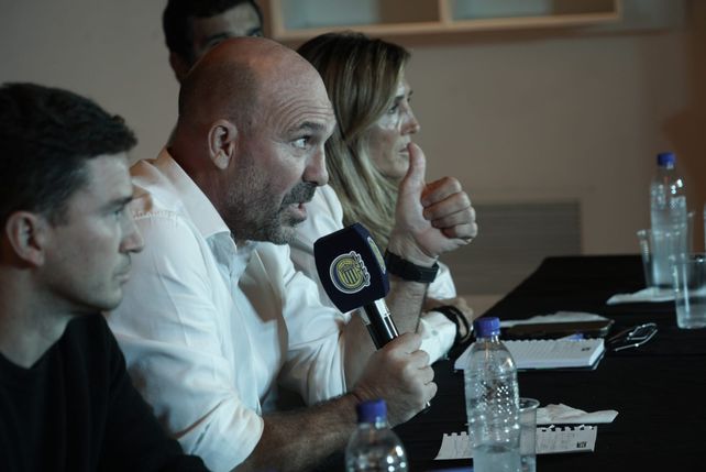 Belloso fue contundente y defendió su gestión en Central.