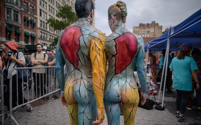 Las coloridas imágenes del Día anual de Body painting en Nueva York