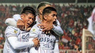 Rivero volvió a ratificar su gran presente en el mediocampo de Unión
