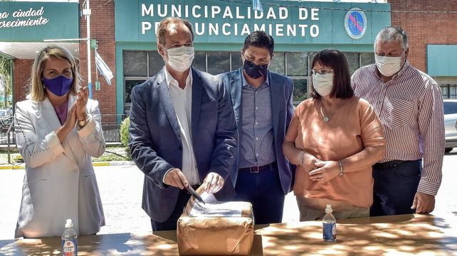 Gustavo Bordet: Acá hay un gobernador que cumple con la palabra empeñada