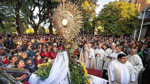 Paraná: Solemnidad del Cuerpo y Sangre de Cristo
