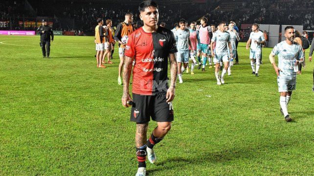 Colón: surgieron diferencias y el pase de Farías no se cerró